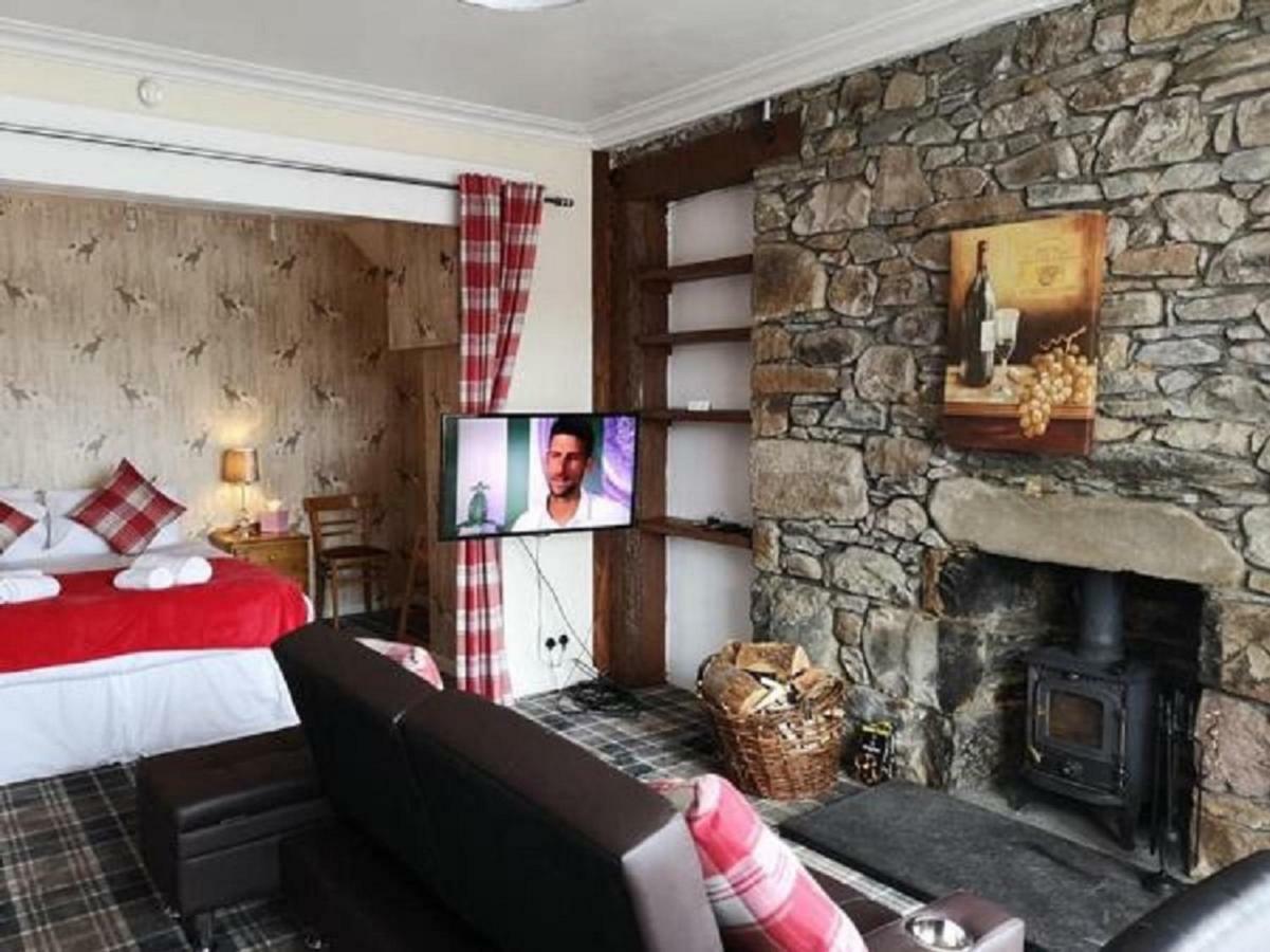 Livet House Bed & Breakfast Tomintoul Dış mekan fotoğraf